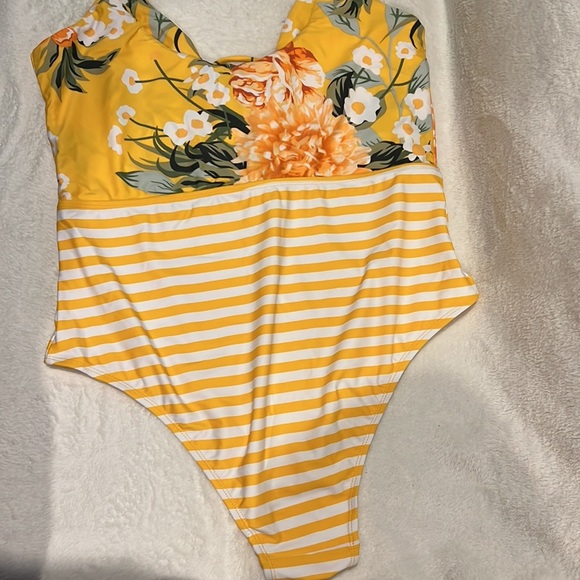 Susannah Women’s Floral and Striped Lace-up One-piece Swimwear - Picture 9 of 11